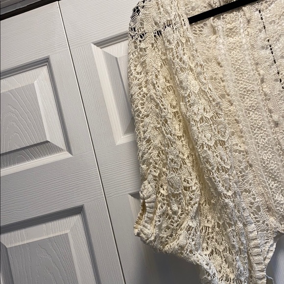 Spring sweater - Picture 2 of 3